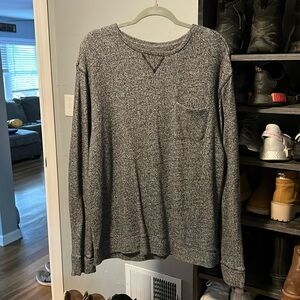Gray long sleeve with pocket